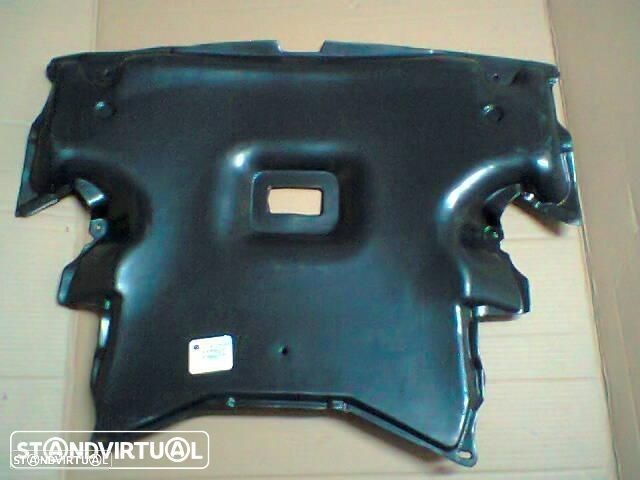 Resguardo motor Mercedes Classe C W203 C200 C220 C270 - 1