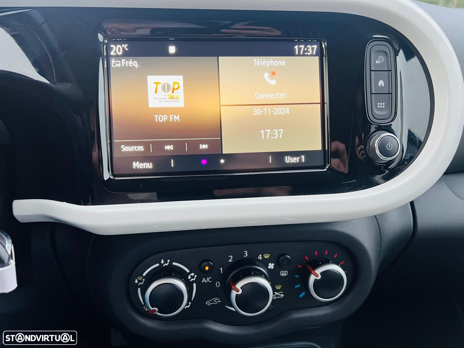 Renault Twingo 0.9 TCe Exclusive - 33
