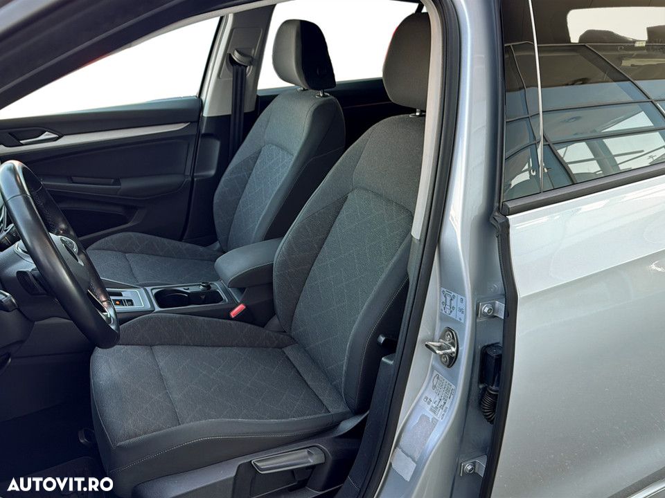 Volkswagen Golf 2.0 TDI SCR DSG Life - 12