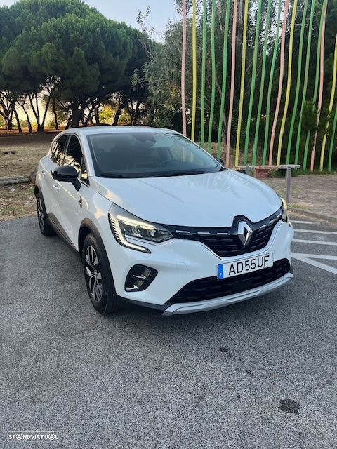 Renault Captur 1.6 E-Tech Plug-In Hybrid Techno - 4