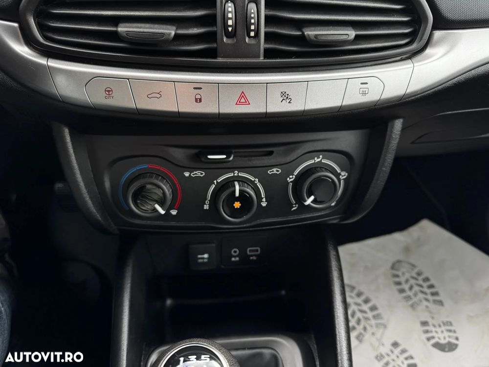 Fiat Tipo - 18