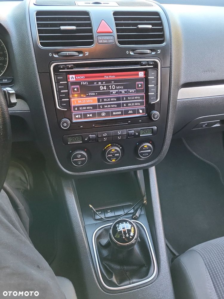 Volkswagen Jetta 1.9 TDI DPF Comfortline BlueMotion - 26
