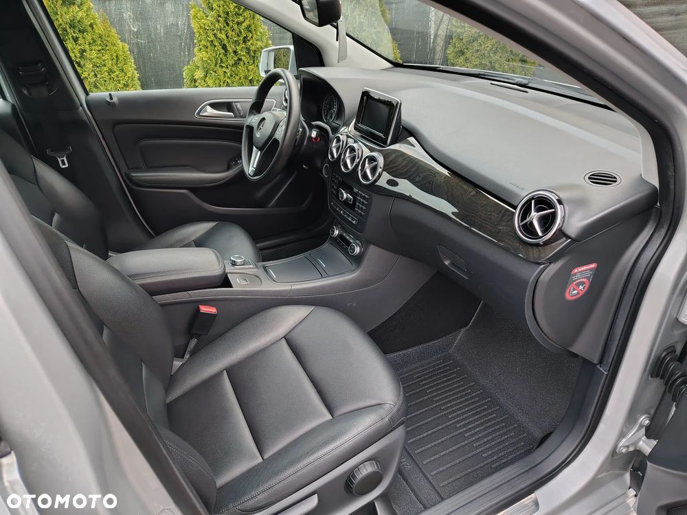 Mercedes-Benz Klasa B 180 (CDI) d 7G-DCT - 7