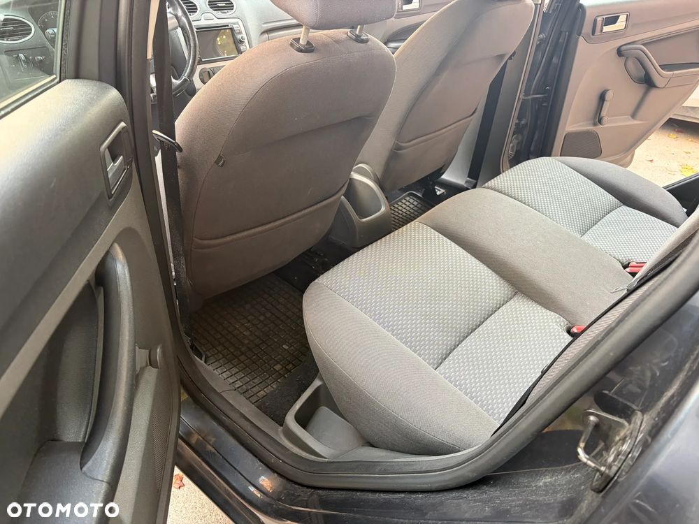 Ford Focus - 16