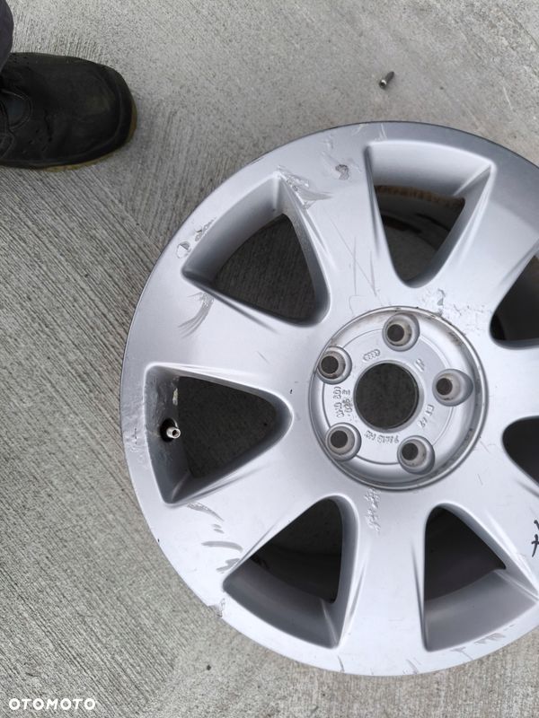 FELGA ALUMINIOWA AUDI A3 A4 A6 7.0J R16 ET42 8H0601025E *1* - 4