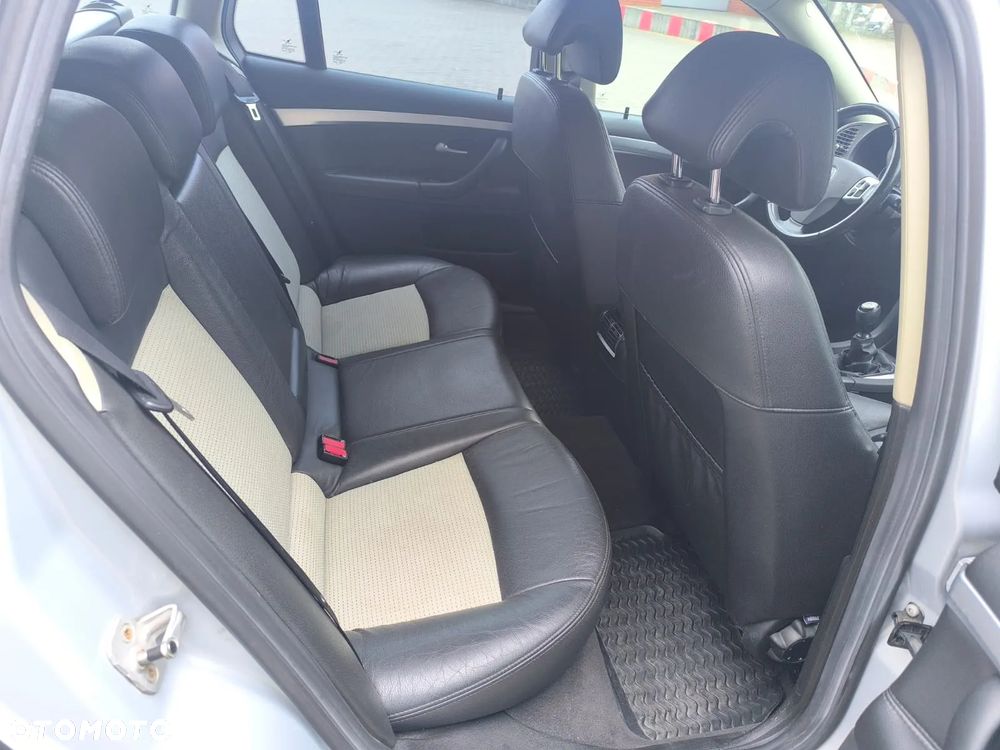 Saab 9-3 2.0T Vector - 12