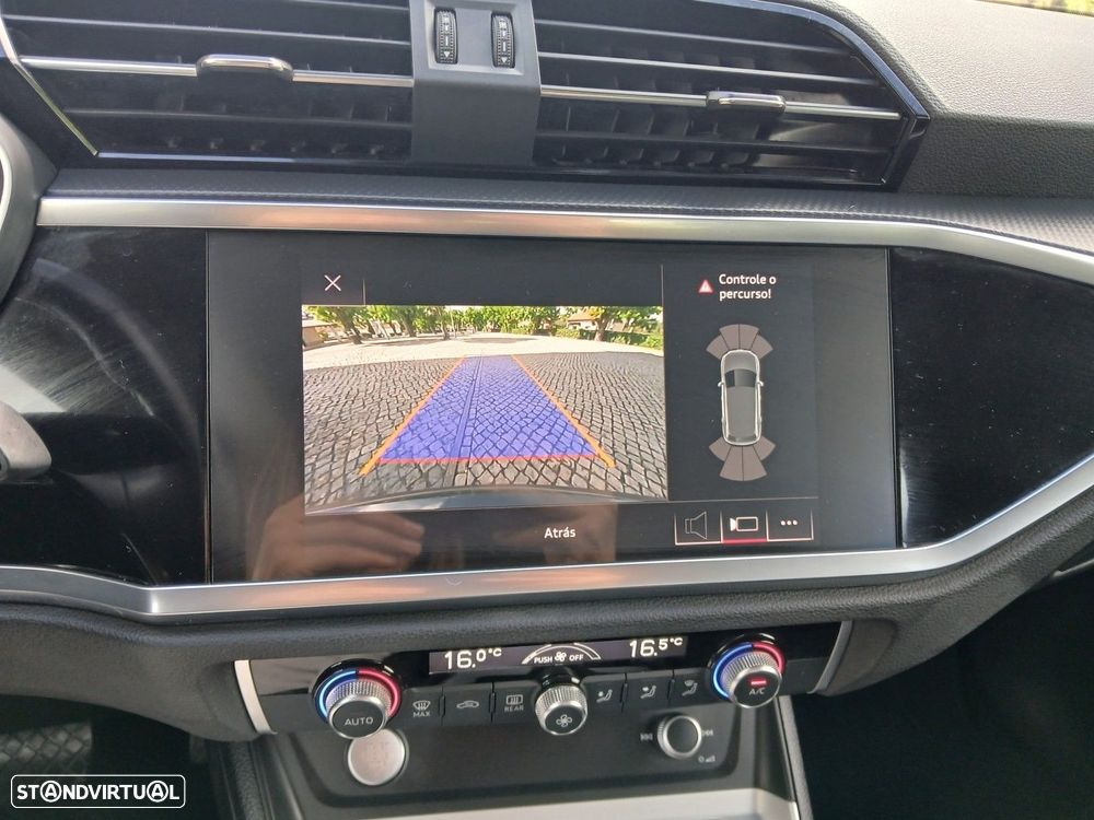 Audi Q3 35 TDI S tronic - 32