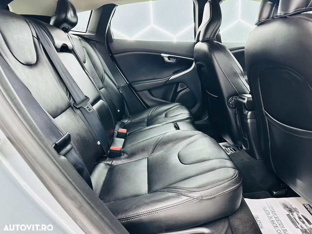 Volvo V40 D2 ECO Summum - 8