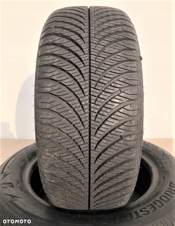 OPONA 195/50/15 82H GOODYEAR VECTOR 4SEASONS GEN-2