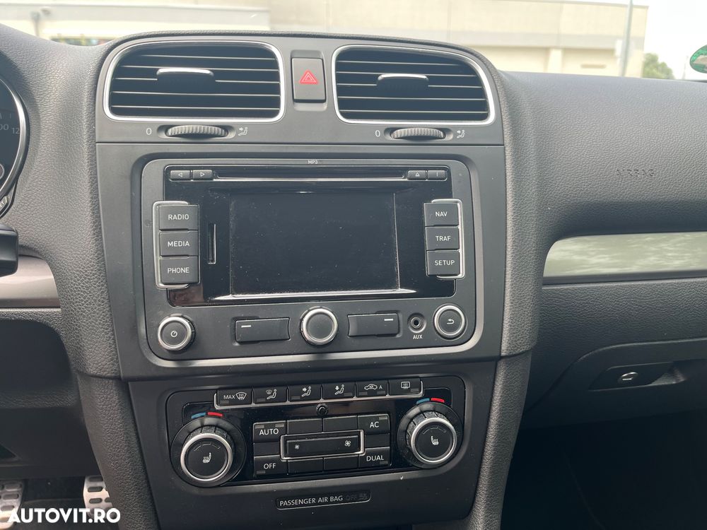 VOLKSWAGEN Golf 2010 — imagine 11