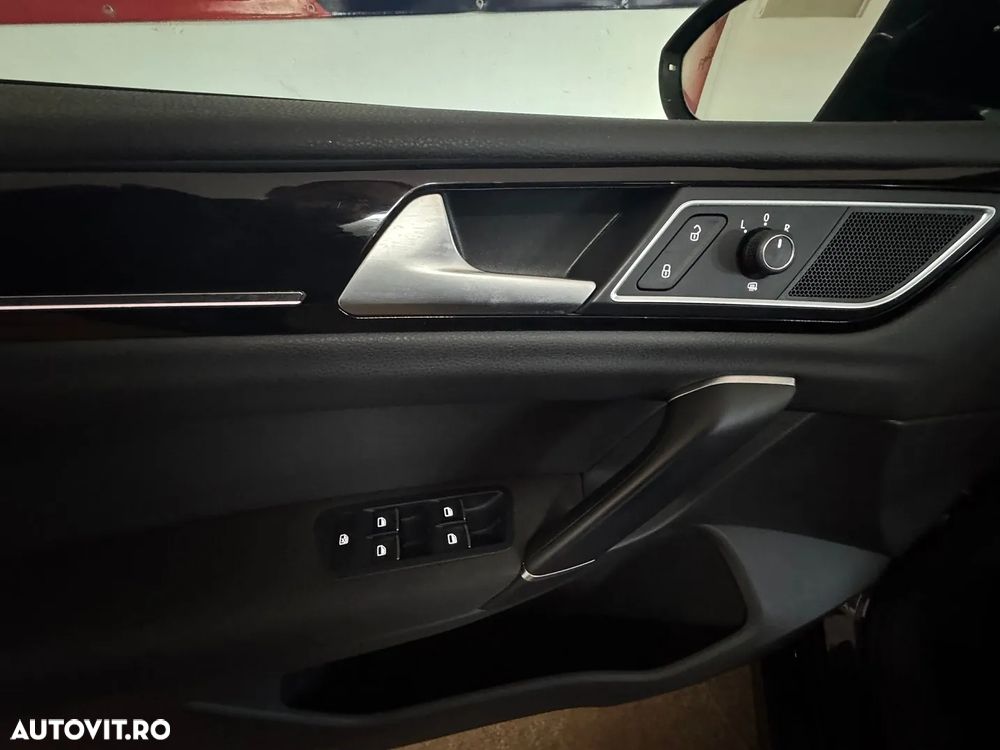 Volkswagen Golf Sportsvan 1.4 TSI BMT DSG Highline - 19