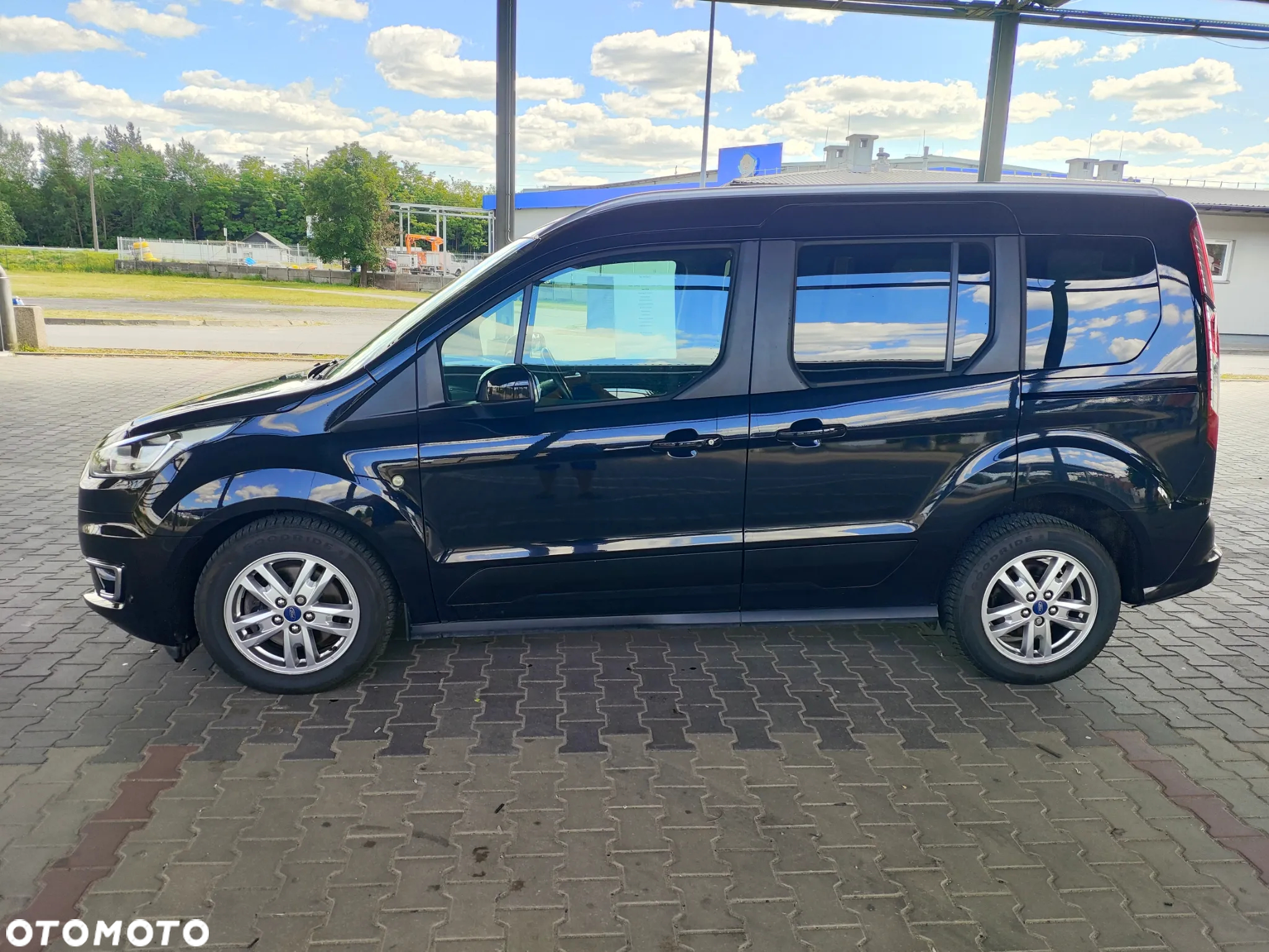 Ford Tourneo Connect 1.5 EcoBlue Start-Stop Active - 3