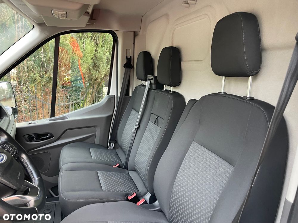 Ford Transit - 8
