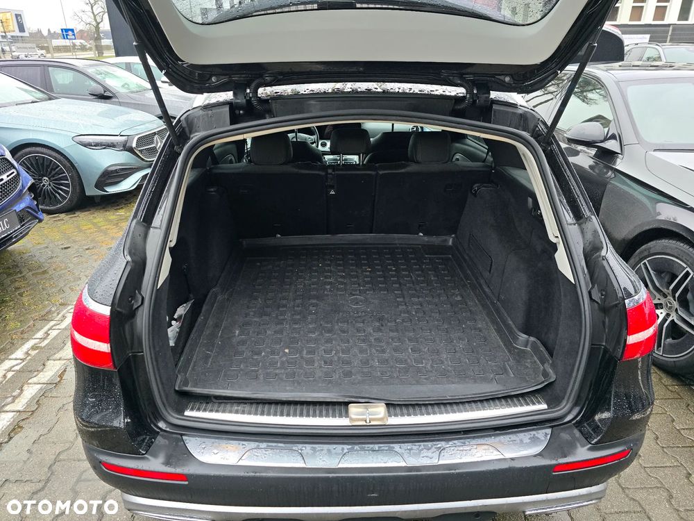 Mercedes-Benz Klasa E 220 d 4-Matic All-Terrain - 10