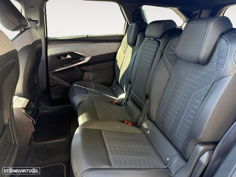 Peugeot E-5008 97 kWh Long Range GT - 13