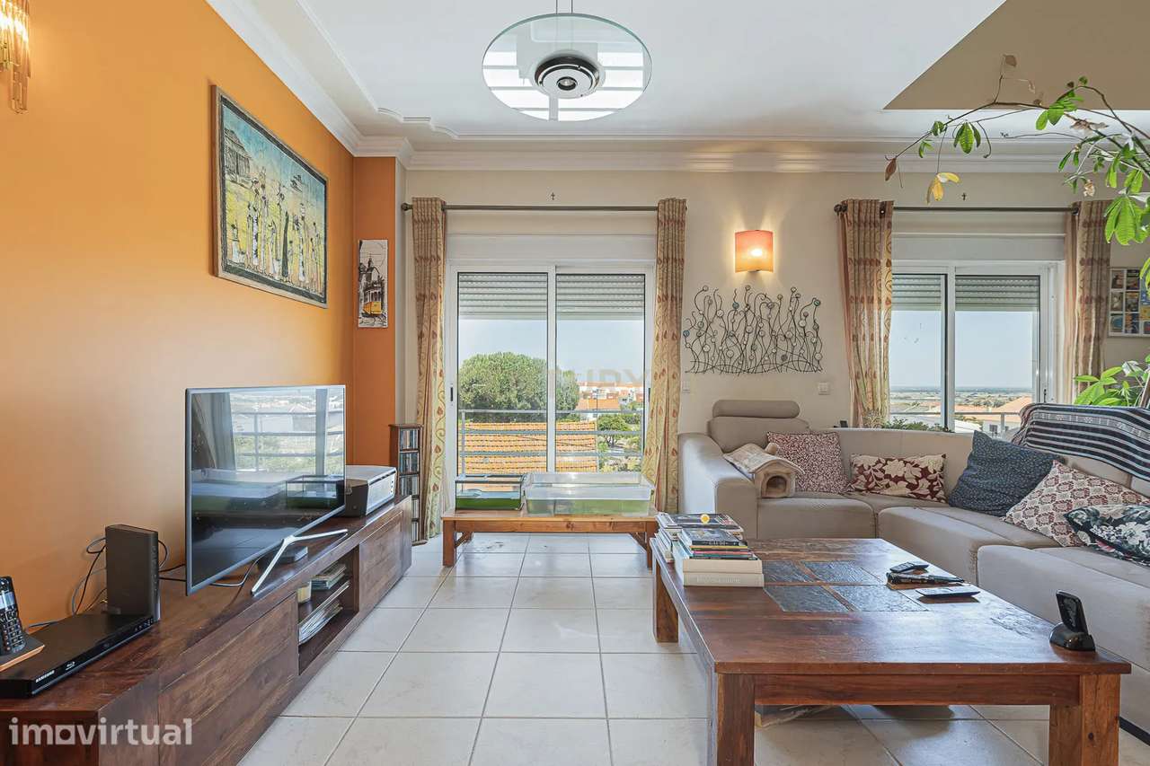 Duplex Moderno T2+2 na Atalaia, Montijo, boas áreas, ótima exposição s - Grande imagem: 4/53