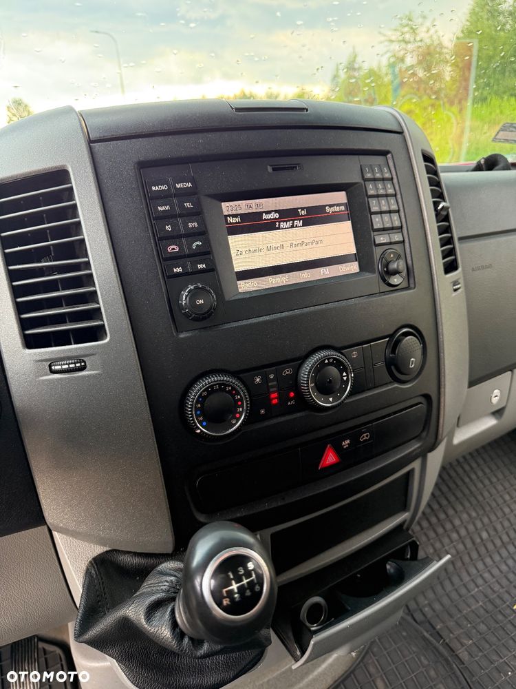 Mercedes-Benz SPRINTER - 10