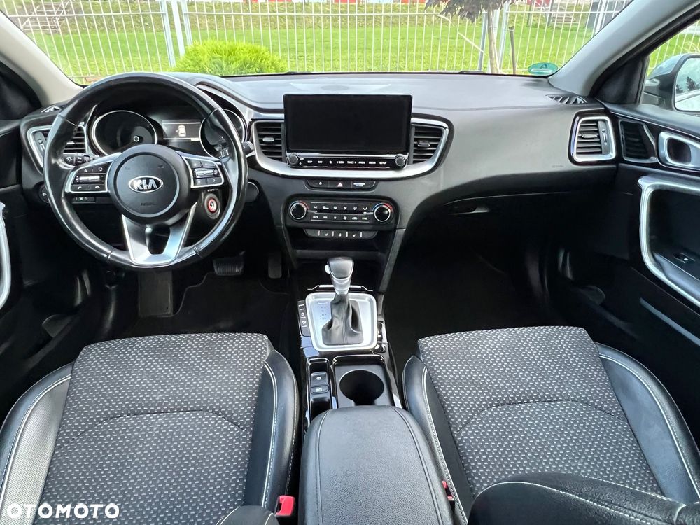 Kia XCeed 1.6 CRDi mHEV Prestige Line DCT - 30