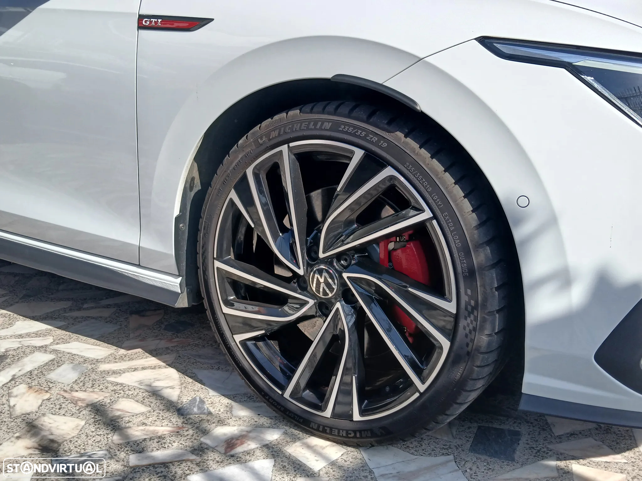 VW Golf 2.0 TSI GTI DSG Performance - 14