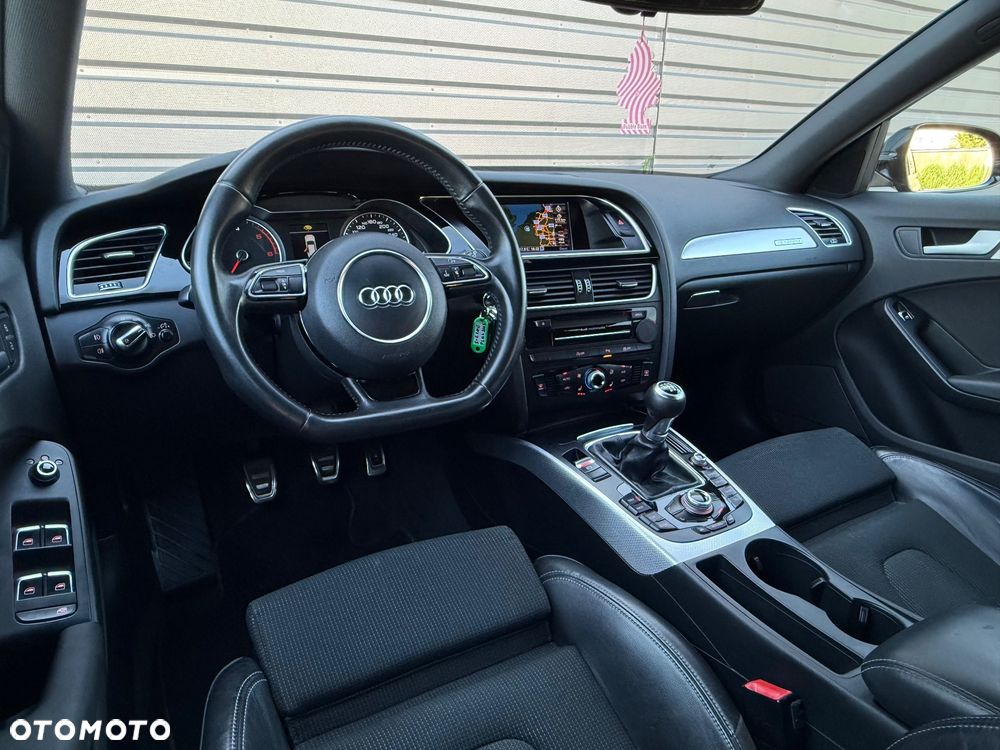 Audi A4 Avant 2.0 TDI DPF clean diesel quattro S line Sportpaket - 8