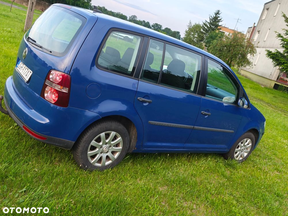 Volkswagen Touran 1.9 TDI Conceptline - 5