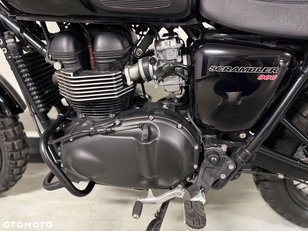 Triumph Scrambler - 8