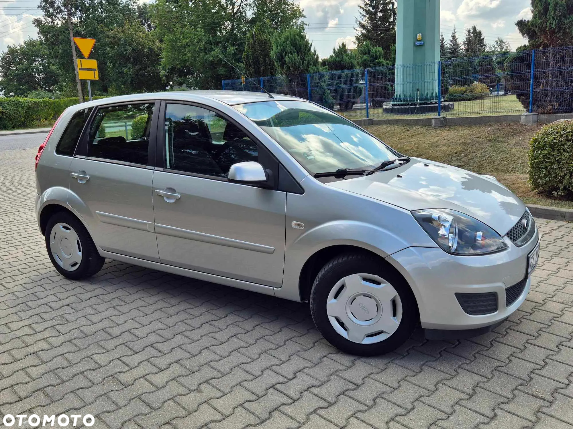 Ford Fiesta 1.3 - 9