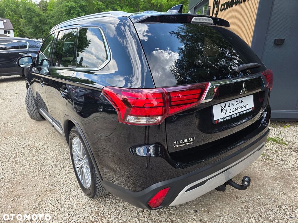 Mitsubishi Outlander - 5