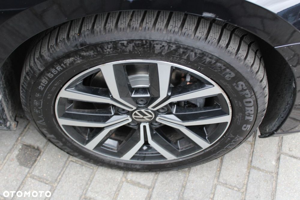 Volkswagen Passat Variant 2.0 TDI EVO Business DSG - 25
