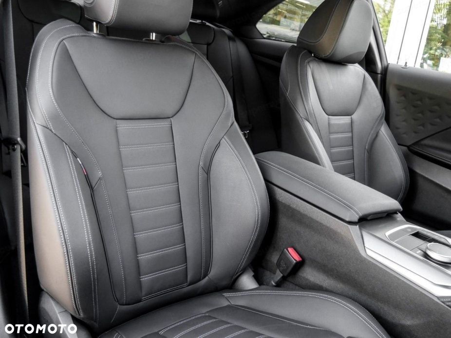 BMW Seria 2 220i M Sport sport - 5