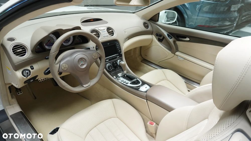 Mercedes-Benz SL 63 AMG SPEEDSHIFT MCT - 5