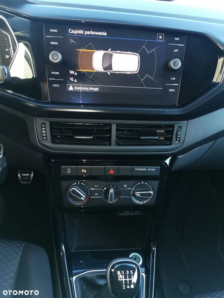 Volkswagen T-Cross - 11