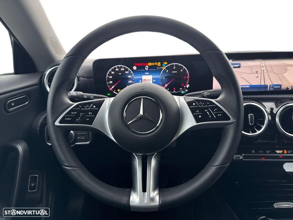 Mercedes-Benz CLA 180 d Shooting Brake Style Plus Aut. - 13