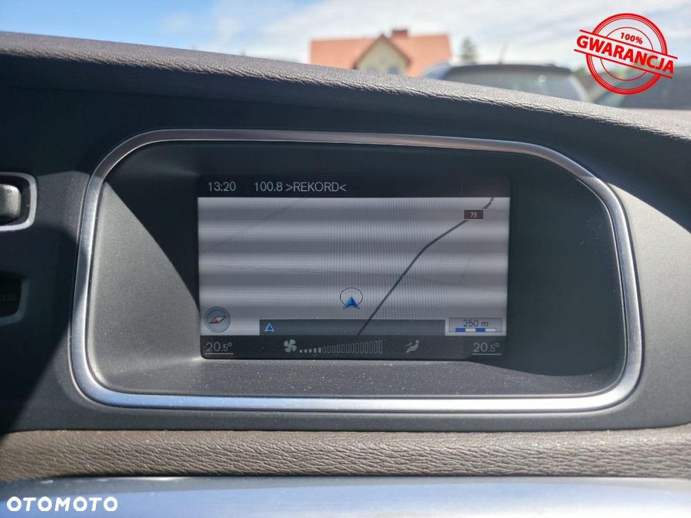 Volvo V40 - 30