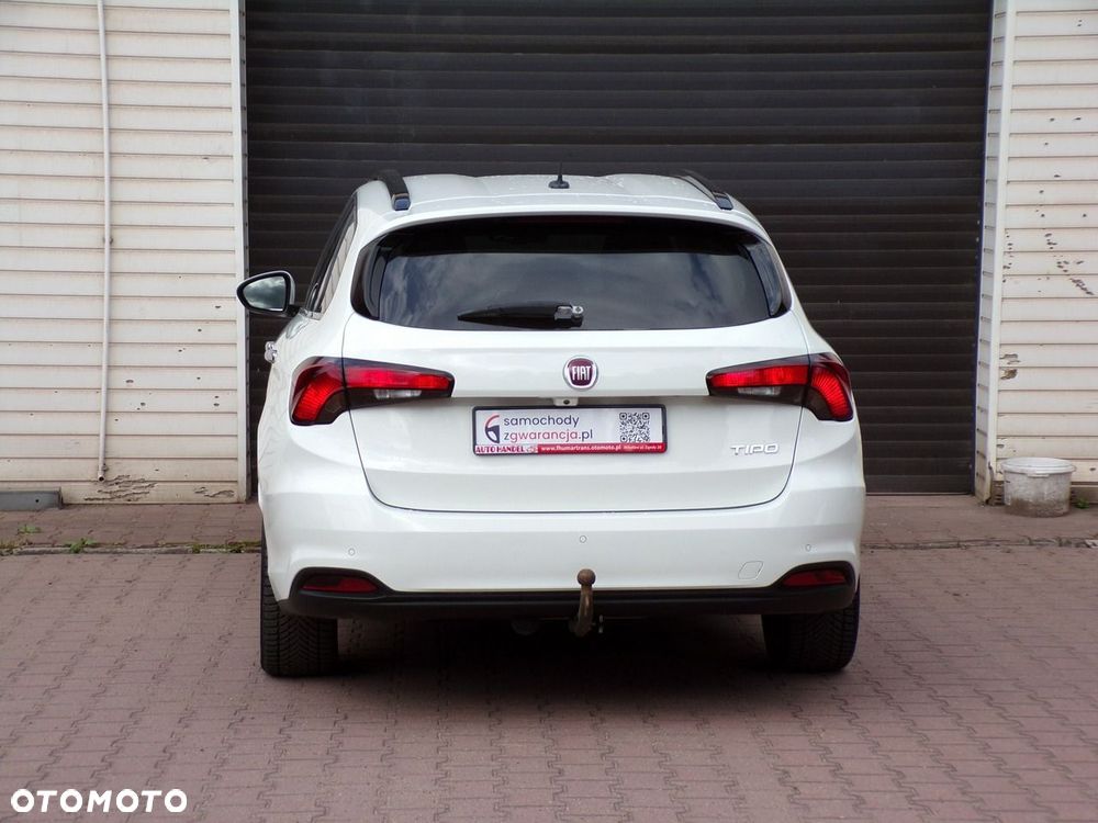 Fiat Tipo - 12