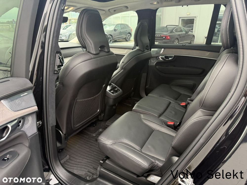Volvo XC 90 - 25