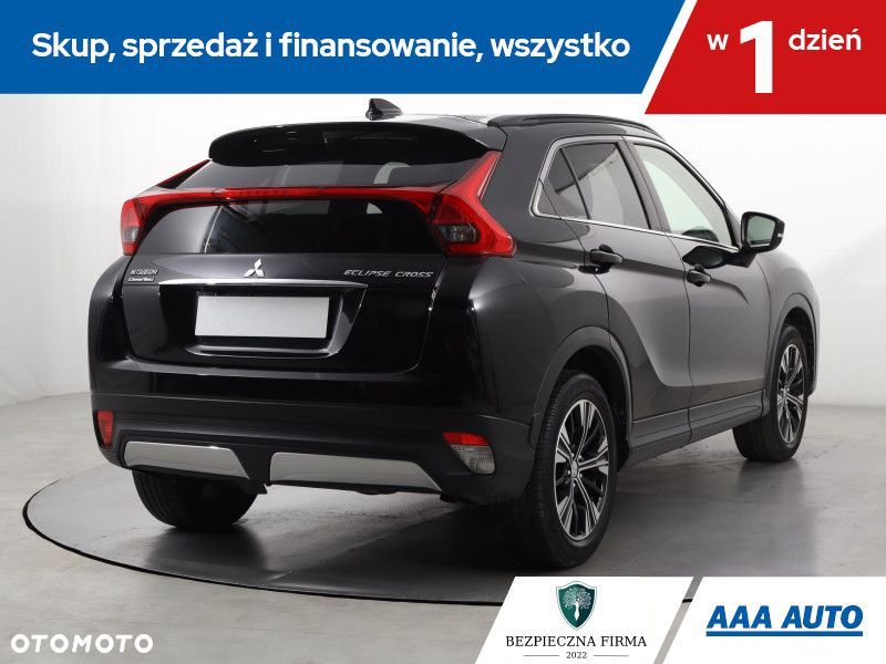 Mitsubishi Eclipse Cross - 6