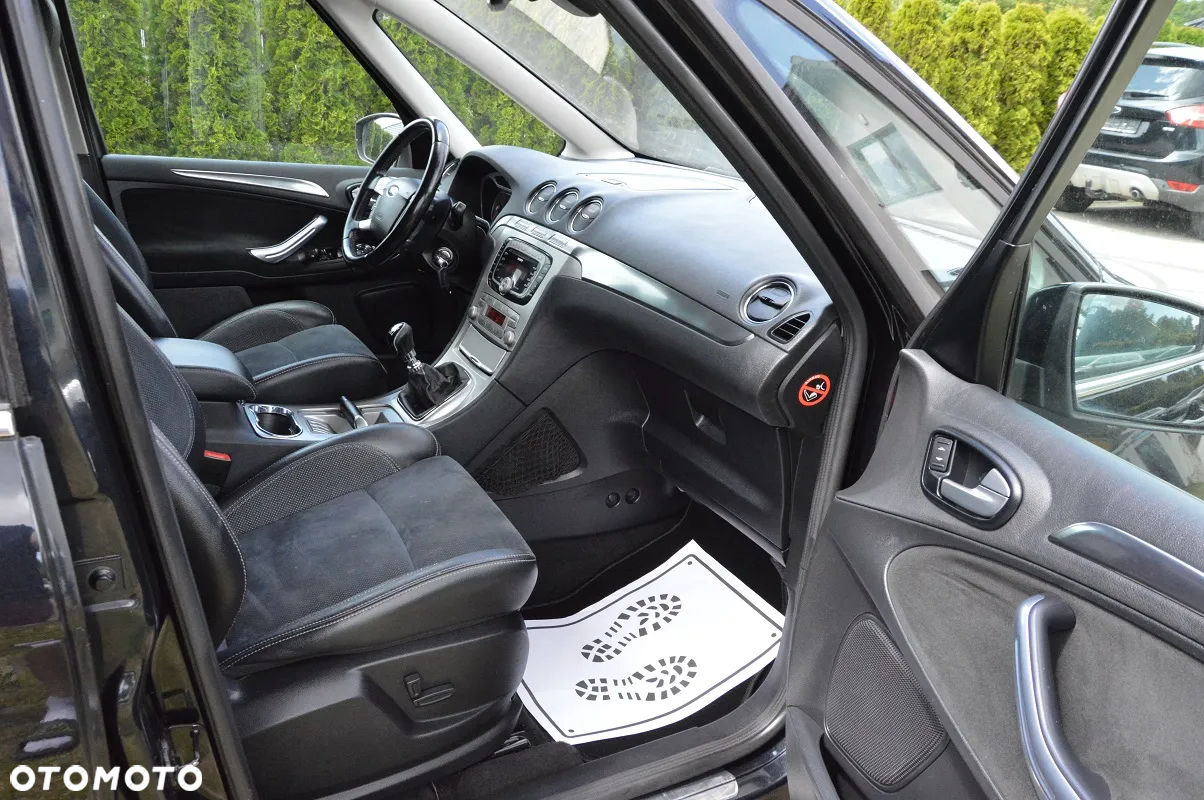 Ford Galaxy 2.0 TDCi Titanium - 37