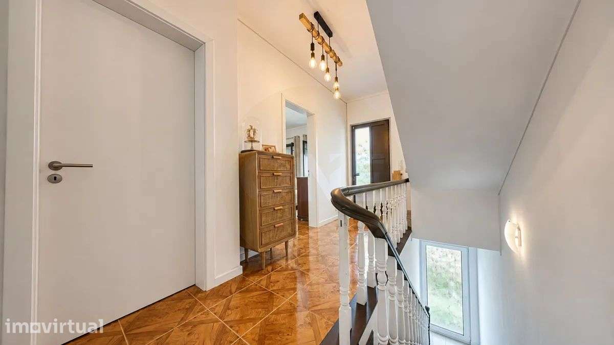 Moradia T2+2 Renovada Arrifes - Oportunidade de Rentabilização - Grande imagem: 5/35