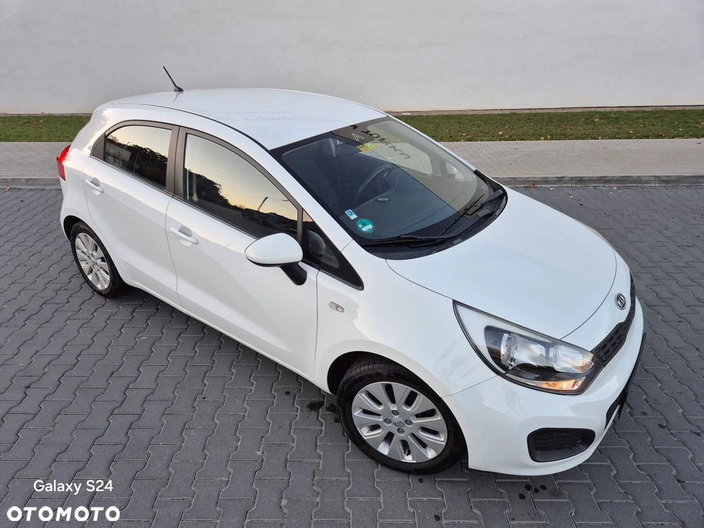 Kia Rio 1.2 Attract - 1