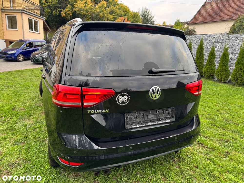 Volkswagen Touran 2.0 TDI SCR DSG Join - 10