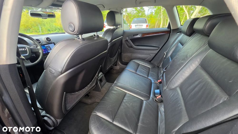 Audi A3 Sportback 2.0 TDI Ambiente S tronic - 6