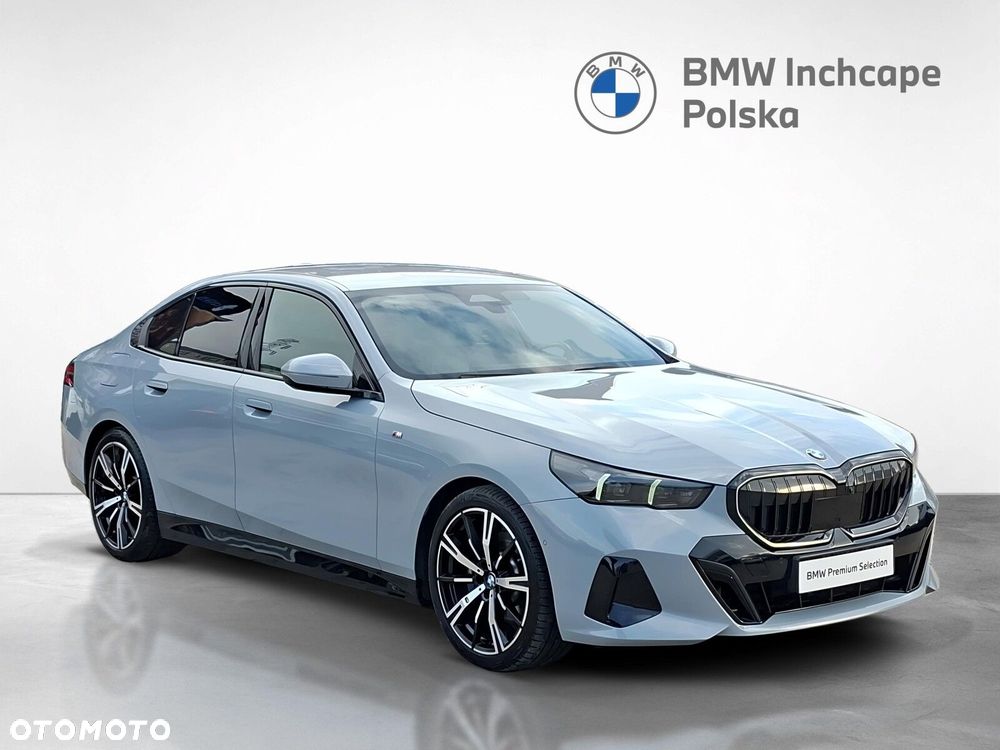BMW Seria 5 520d xDrive mHEV M Sport - 8