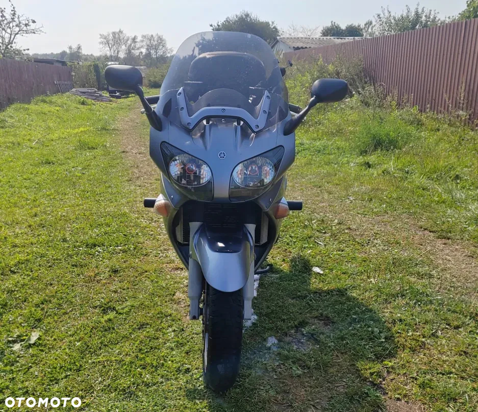 Yamaha FJR - 3