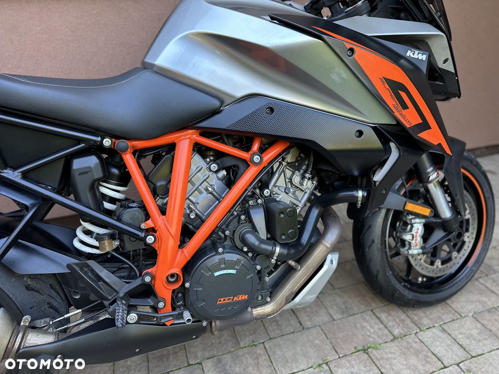 KTM Super Duke - 5