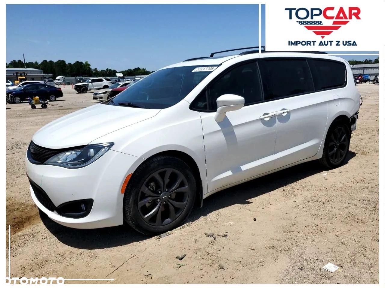 Chrysler Pacifica - 1