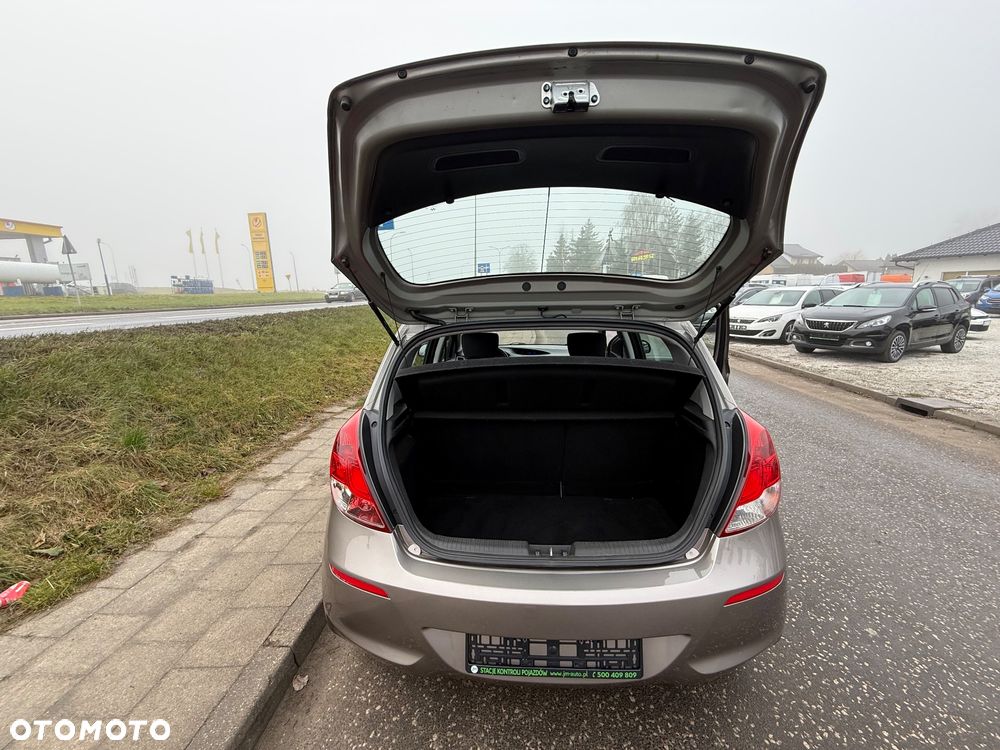 Hyundai i20 1.1 CRDi Classic - 19