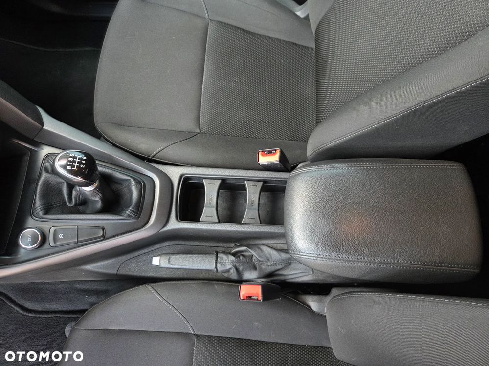 Ford Focus 1.0 EcoBoost Titanium ASS - 25