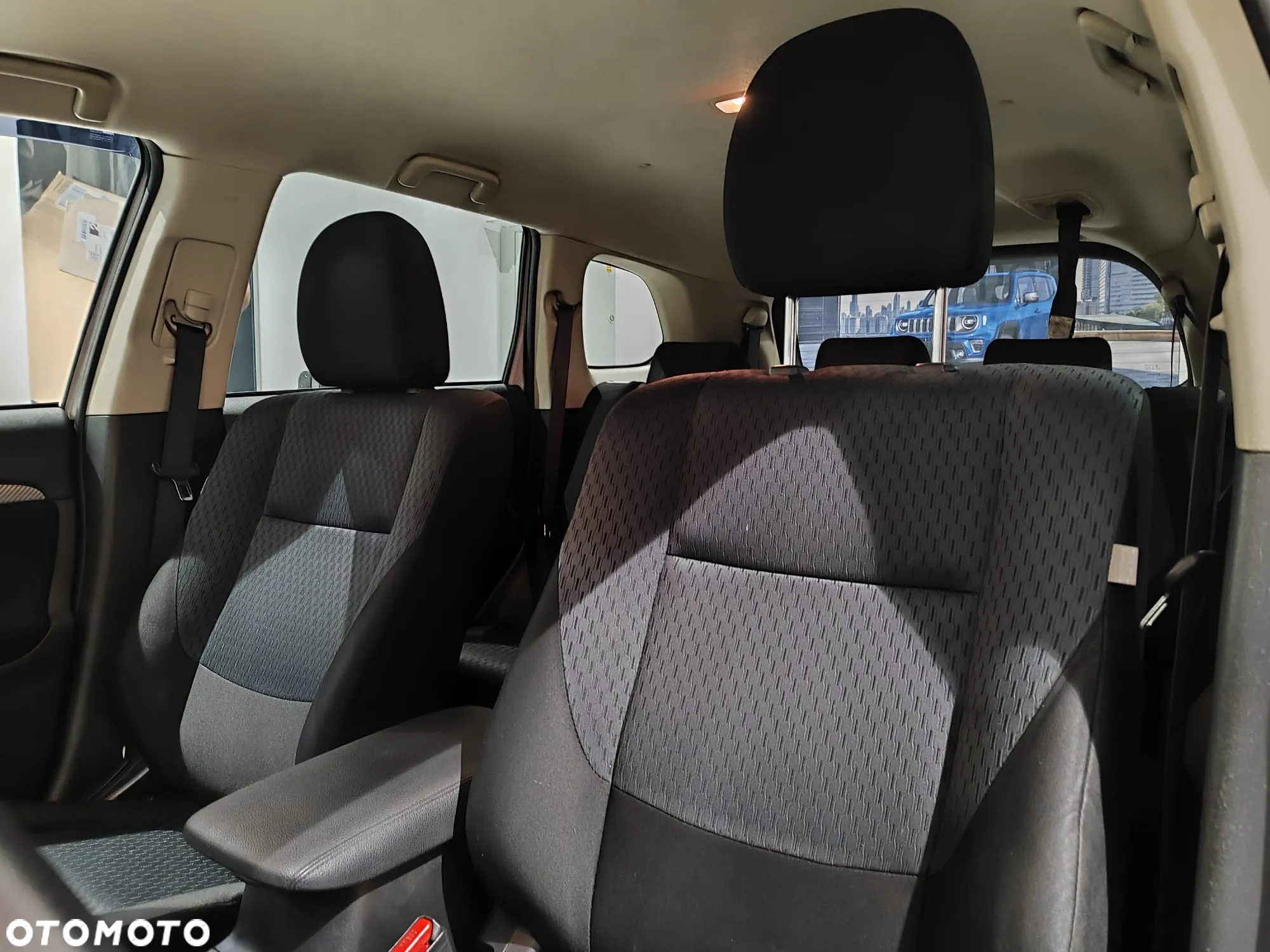 Mitsubishi Outlander 2.2 DID Intense - 11