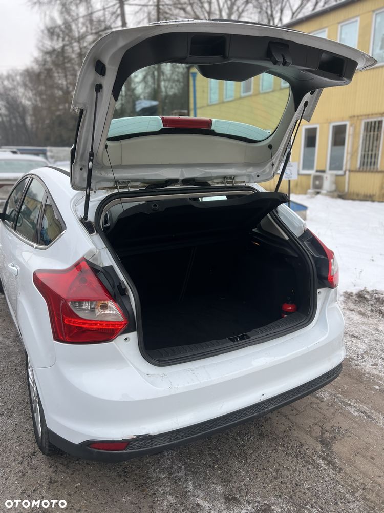 Ford Focus 1.6 TDCi Ambiente Start - 9